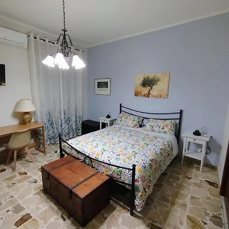 Pensión Orto Dei Frati Sortino
