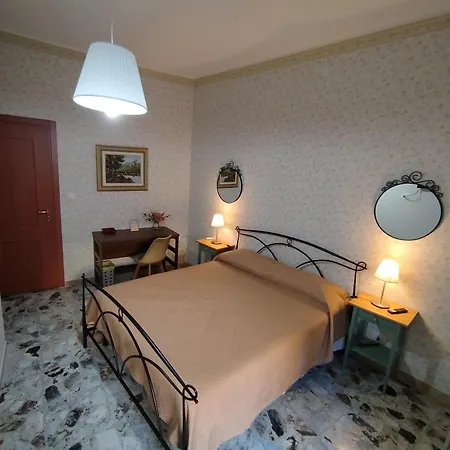Orto Dei Frati Pensión